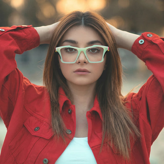 VoyueLens Citrus Fade Matte Acetate Butterfly Eyeglasses – Model Wearing View – SKU VL19360-C1