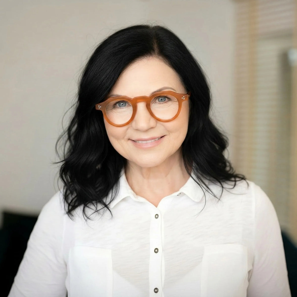 Barledear Honey Amber retro geometric acetate eyeglasses in a lifestyle portrait