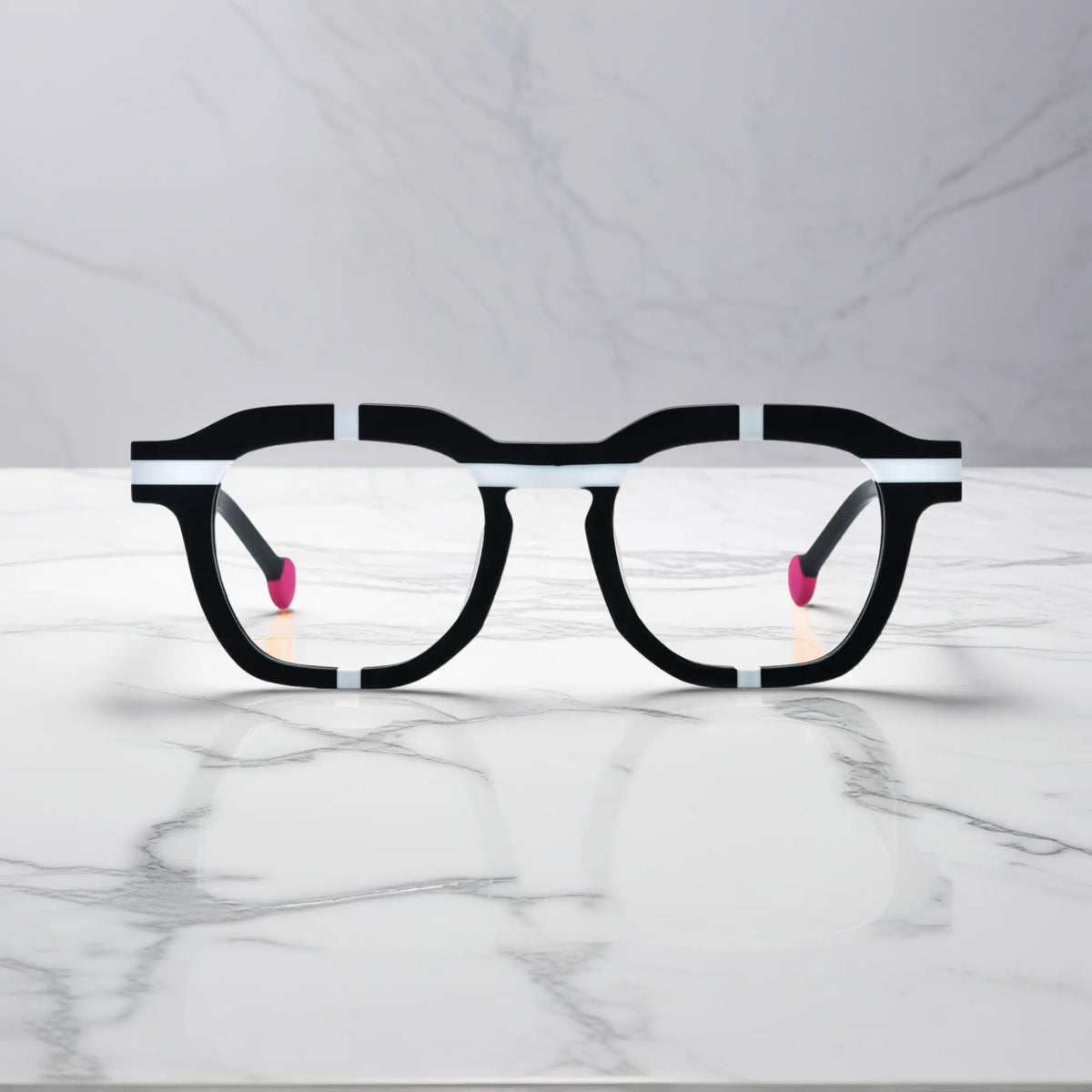 Front-facing image of Charcoal Stripe square acetate frame by VoyueLens