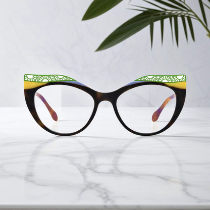 Front View of VoyueLens Citrus Tortoiseshell cat-eye eyeglasses with bold tortoiseshell gradient and signature lace-pattern design.