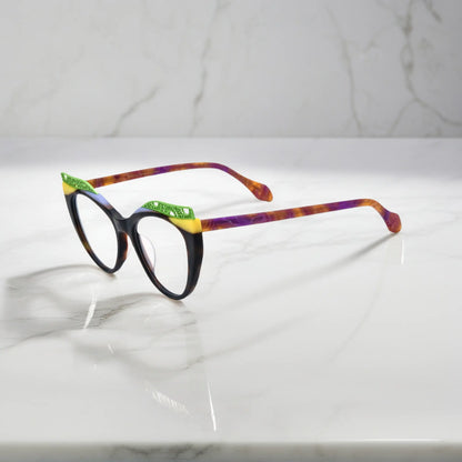Side View of VoyueLens Citrus Tortoiseshell cat-eye eyeglasses with bold tortoiseshell gradient and signature lace-pattern design.