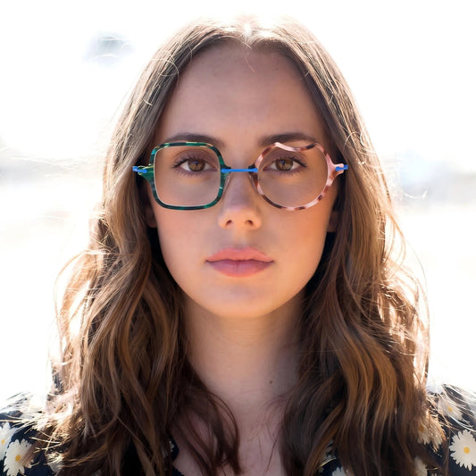 VoyueLens Ocean Brick Abstract Harmony Eyeglasses – Model Wearing View – SKU VL185842-C1