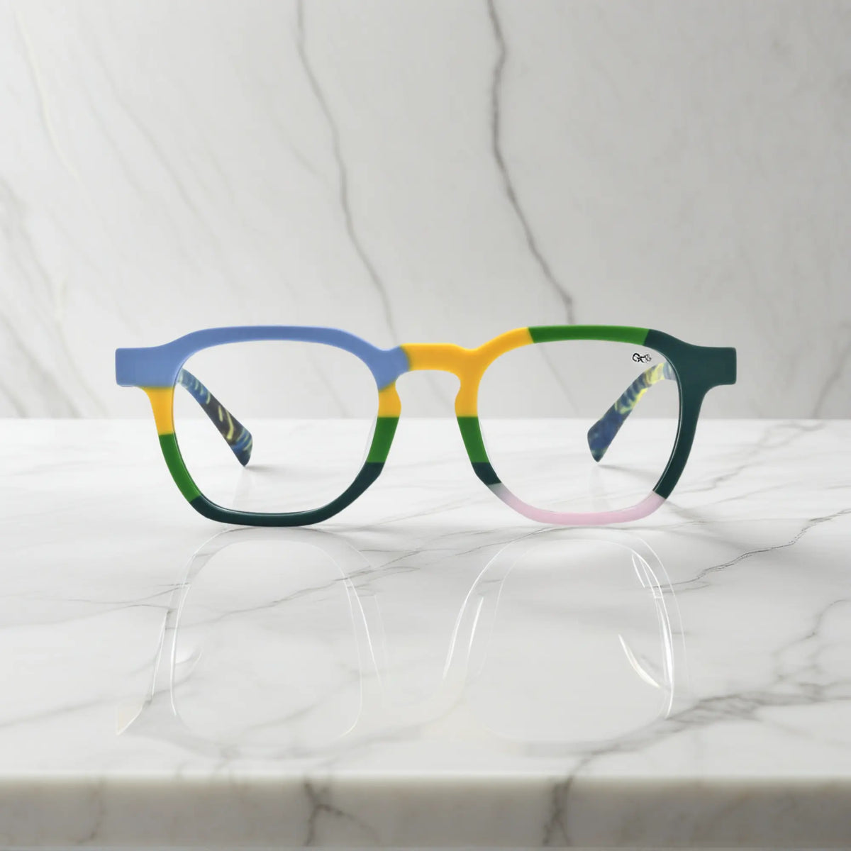 Front view of VoyueLens VL19358 Ocean Tortoiseshell acetate-eyewear, showcasing the bold square frame and vibrant colors.