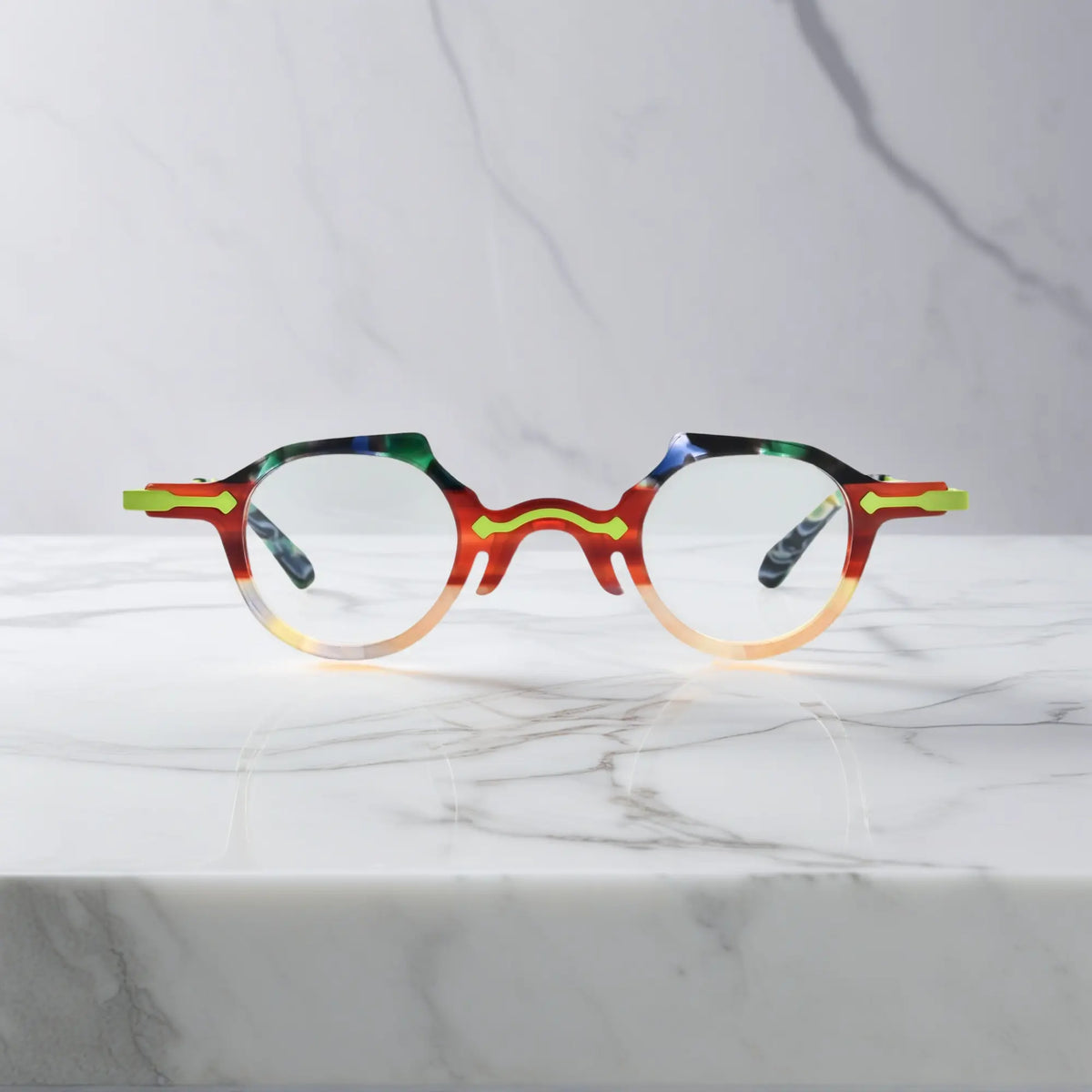 Front image of VoyueLens VL19341 in subtle champagne-clear acetate, featuring minimalist design with lightweight elegance.