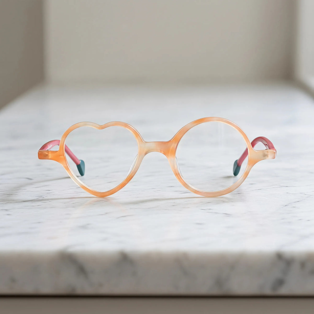 Front view of VoyueLens VL19377 in Honey Peach, highlighting heart and round lens design. Soft honey yellow with peach undertone, a warm and cheerful vibe.