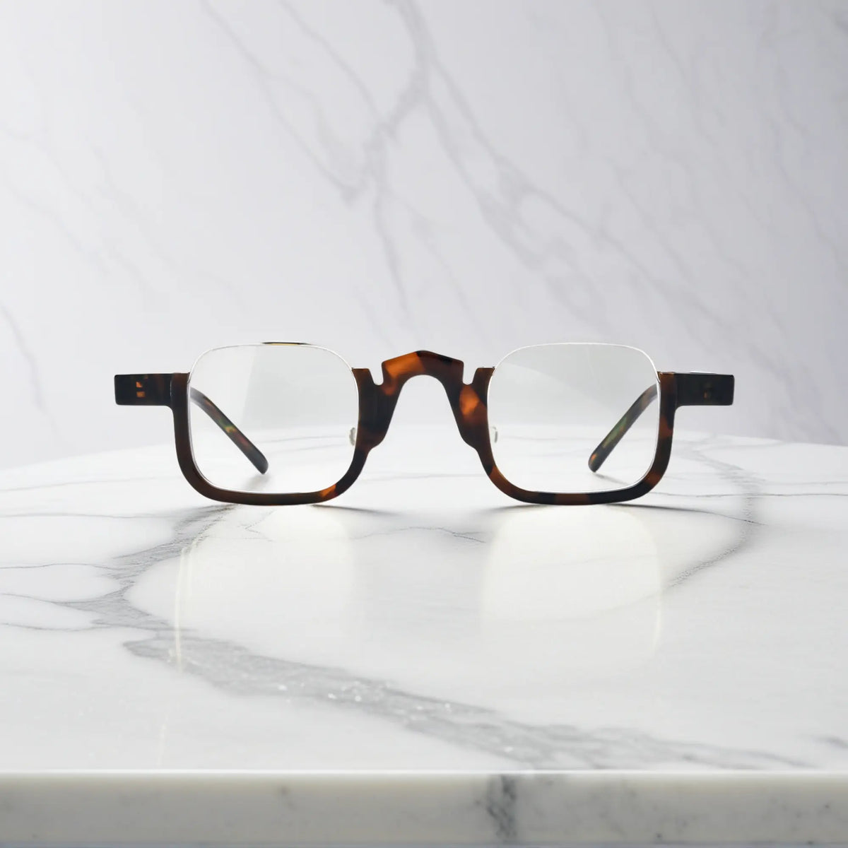 Front view of VoyueLens square eyeglasses in warm tortoise acetate, stylish unisex optical frame